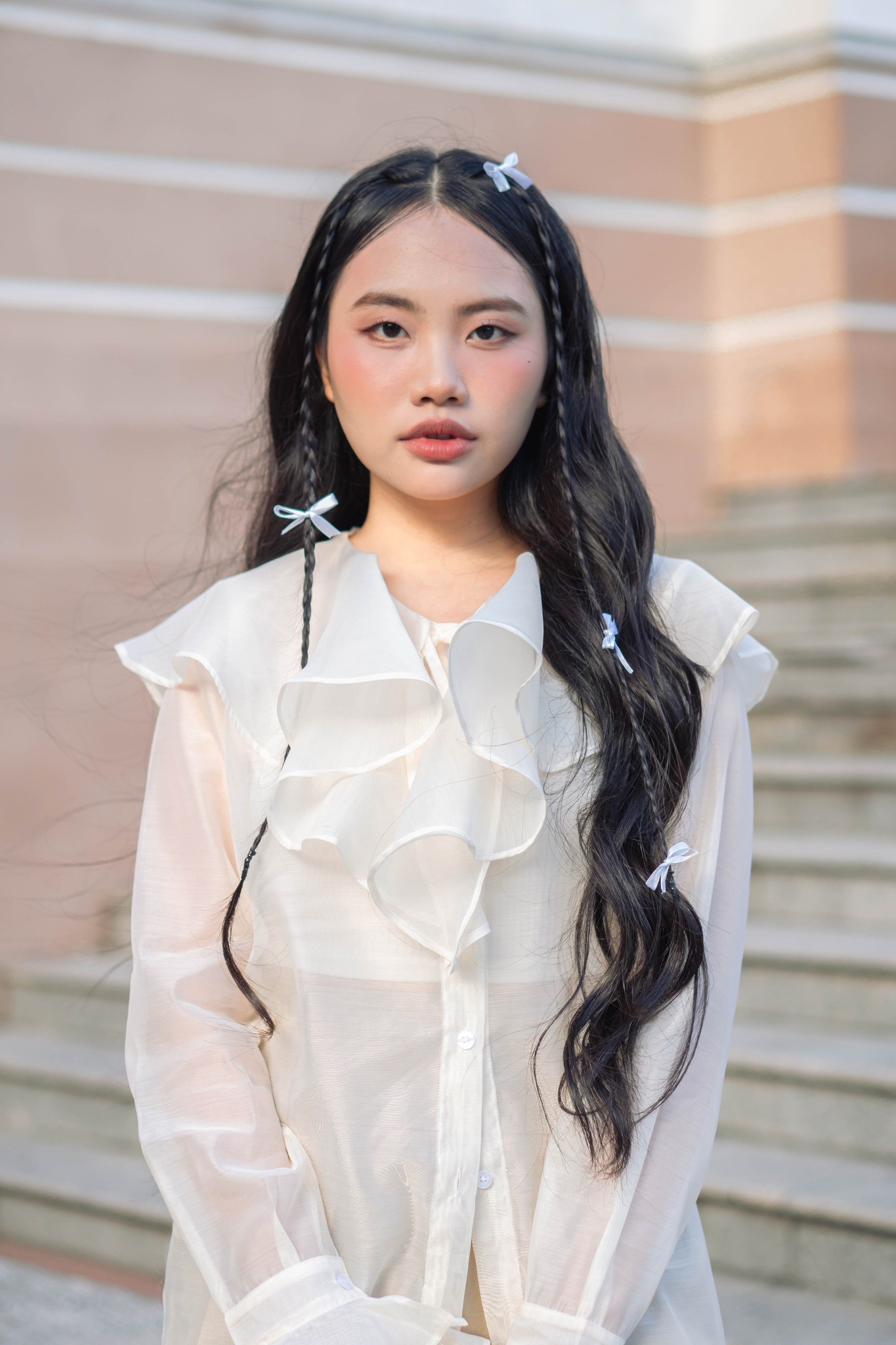 Phương Mỹ Chi là một trong những nghệ sĩ Gen Z nổi bật nhất năm nay. Phương Mỹ Chi là một trong những nghệ sĩ Gen Z nổi bật nhất năm nay.