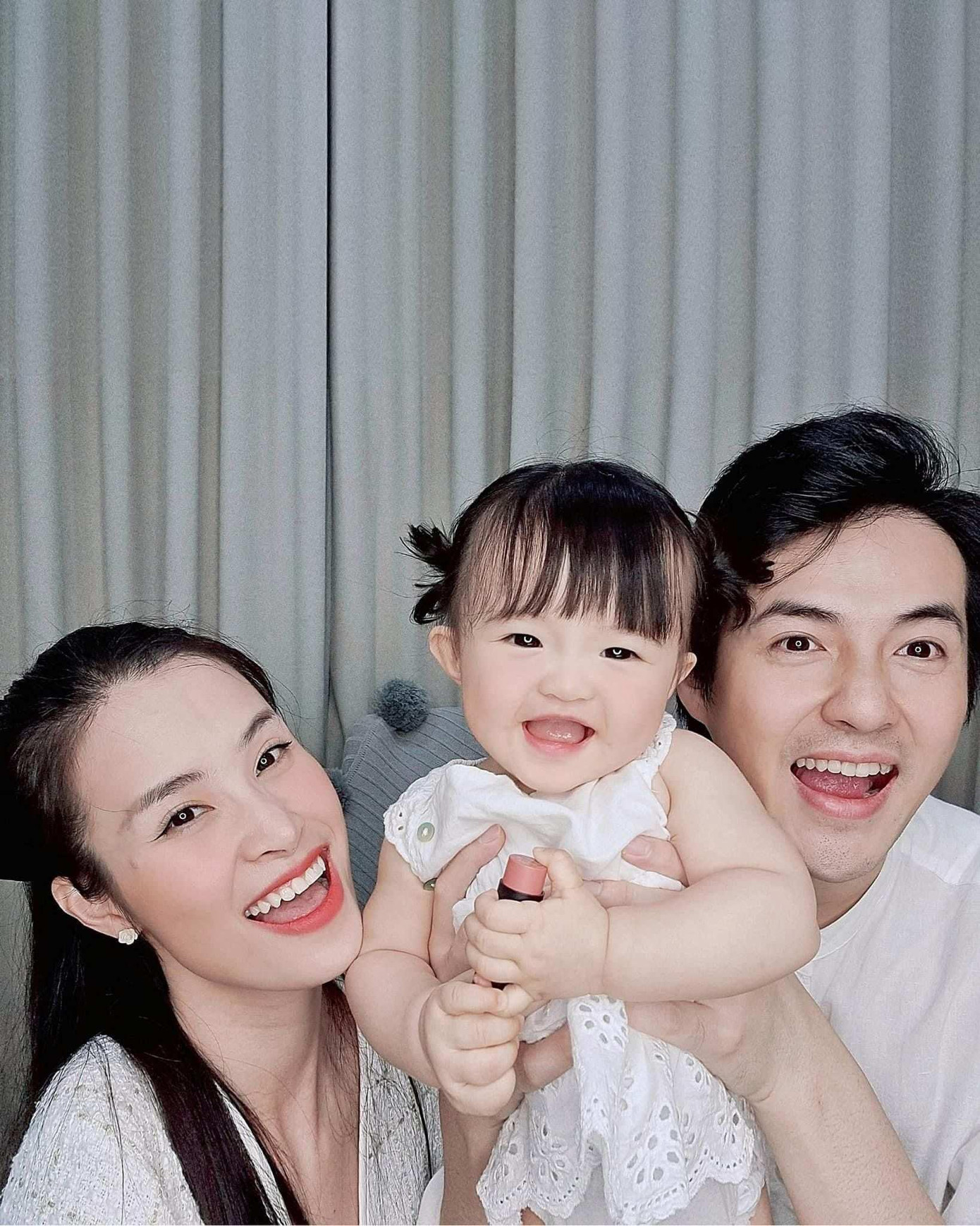 Đông Nhi - Ông Cao Thắng là một trong những cặp đôi có "happy ending" đẹp nhất nhì showbiz khiến nhiều người ngưỡng mộ.