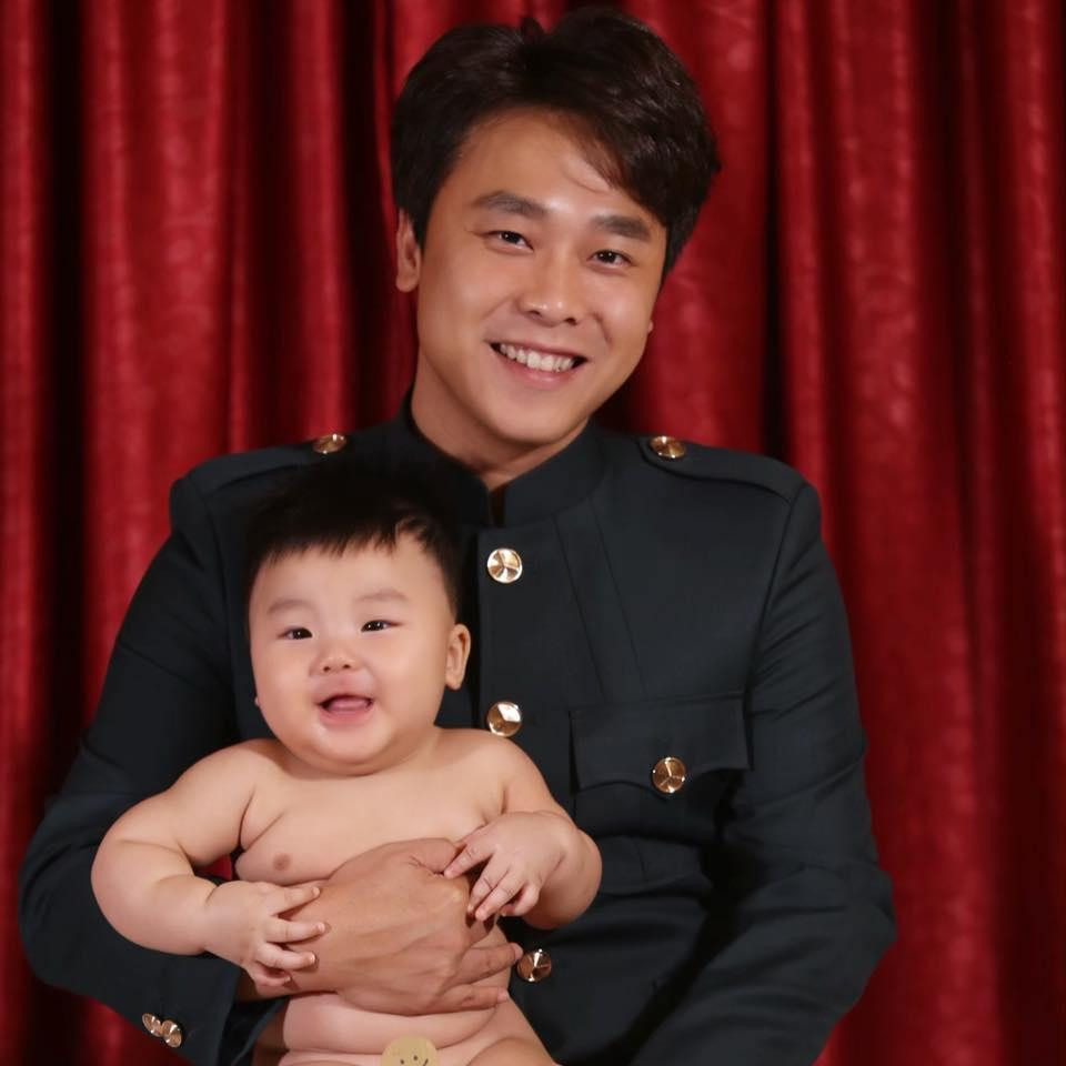 Hòa Minzy từng khẳng định sẽ tổ chức hôn lễ cùng Minh Hải khi cả ai có "đủ nếp đủ tẻ".