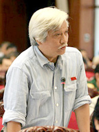 Ông Dương Trung Quốc phát biểu tại Quốc hội