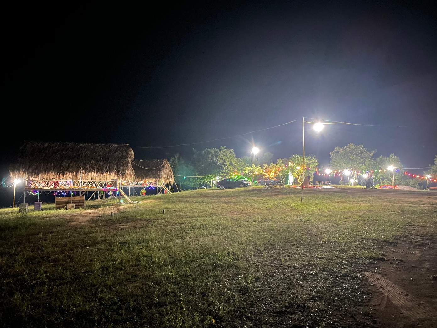 Đêm về tại điểm du lịch cộng đồng Hoa Mua