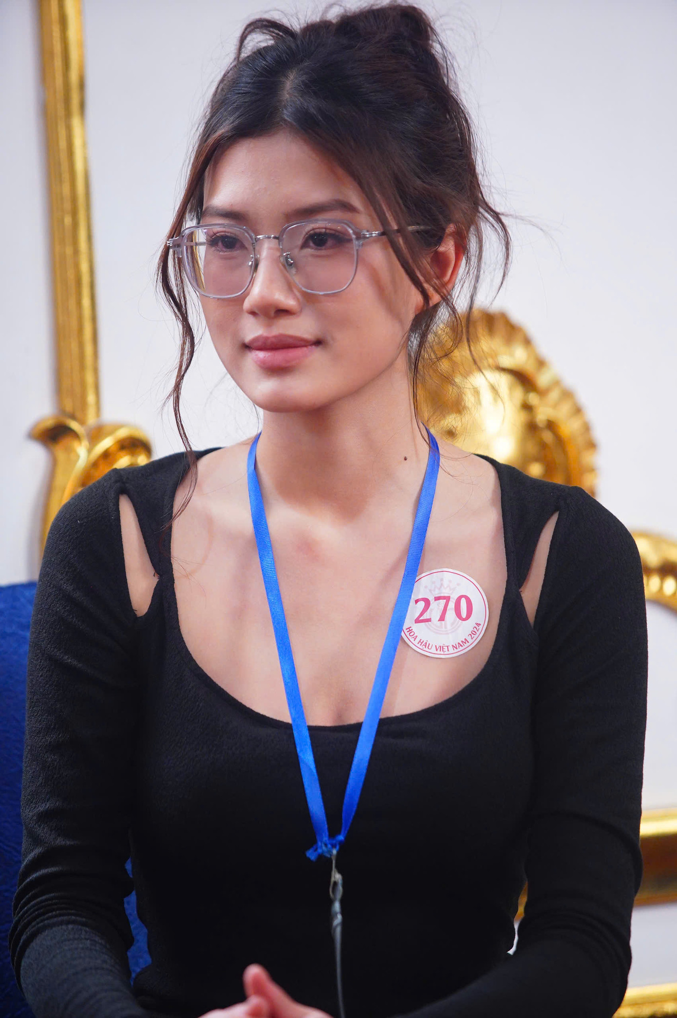 Thí sinh Nguyễn Ngọc Anh, sinh năm 2006, đến từ Hải Phòng. Cô gây chú ý ở buổi sơ khảo với vẻ ngoài giản dị.