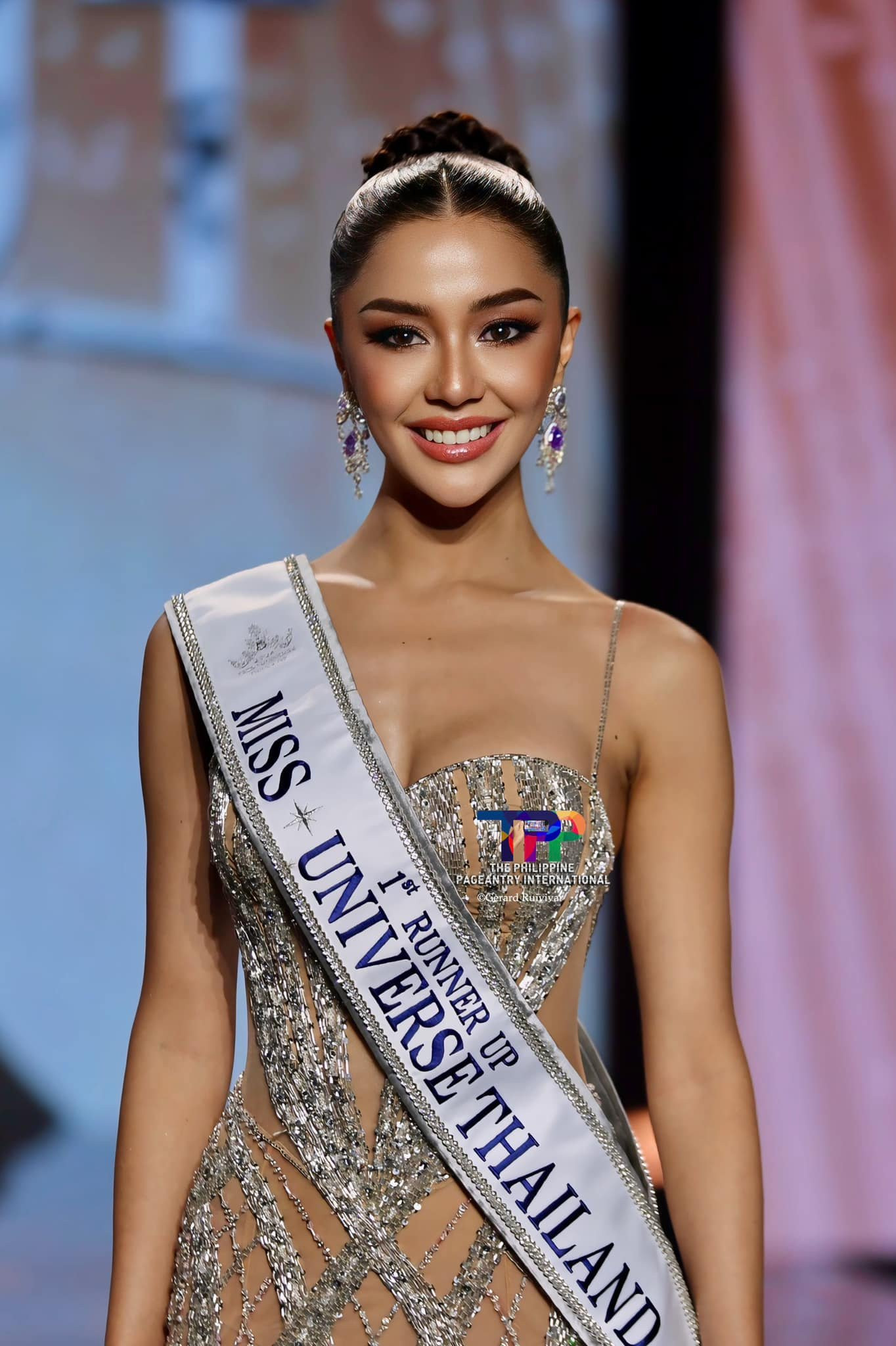 Surisa Suzana Renaud - á hậu 1 Hoa hậu Hoàn vũ Thái Lan 2024. Surisa Suzana Renaud - á hậu 1 Hoa hậu Hoàn vũ Thái Lan 2024.