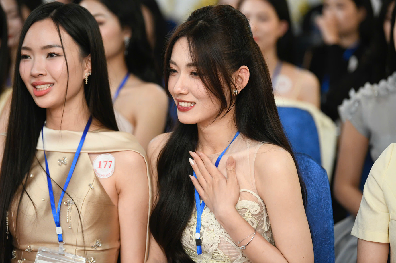 Sau thành công của vòng Sơ khảo khu vực phía Nam, Ban tổ chức cuộc thi Hoa hậu Việt Nam 2024 tiếp tục thực hiện Sơ khảo khu vực phía Bắc ở Hà Nội. Sự kiện diễn ra tại khách sạn Grand Plaza Hà Nội từ 7h sáng 13/3. Gần 200 thí sinh có mặt tại buổi sơ tuyển. Đa số chia sẻ phải dậy từ 3-4h sáng để có được sự chuẩn bị chỉn chu, kỹ càng nhất.