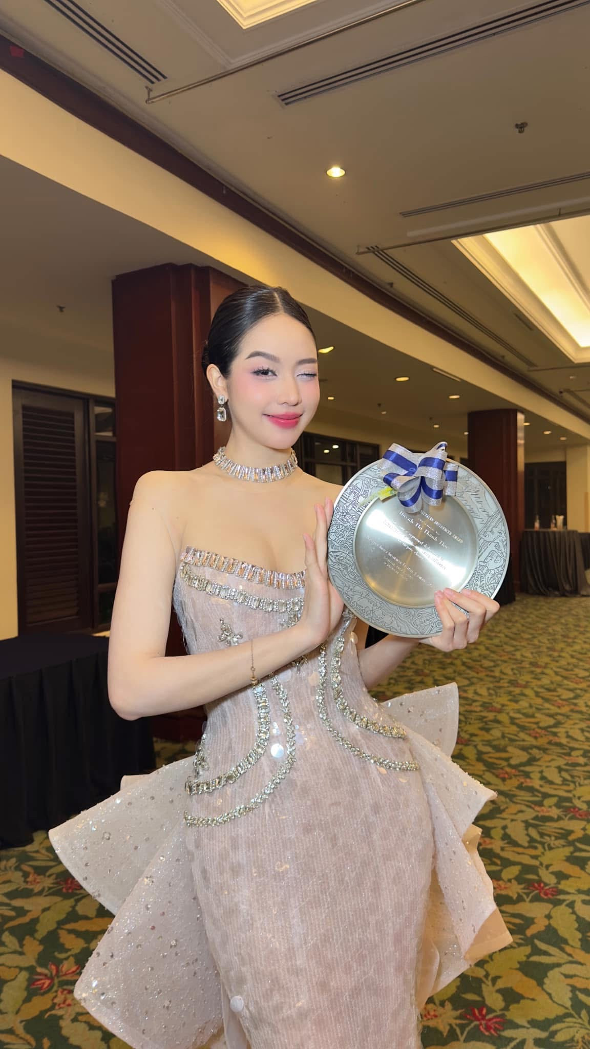 Hoa hậu Thanh Thủy tại các hoạt động của sự kiện.