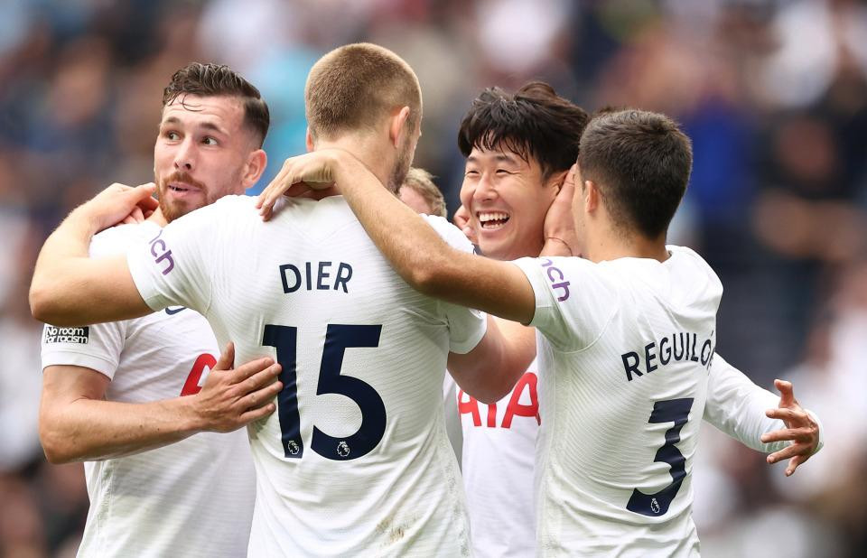Son tiếp tục ghi dấu ấn trong màu áo Tottenham. Son tiếp tục ghi dấu ấn trong màu áo Tottenham.