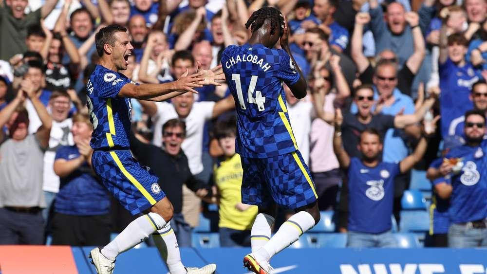 Chalobah ăn mừng đầy cảm xúc sau khi lập công