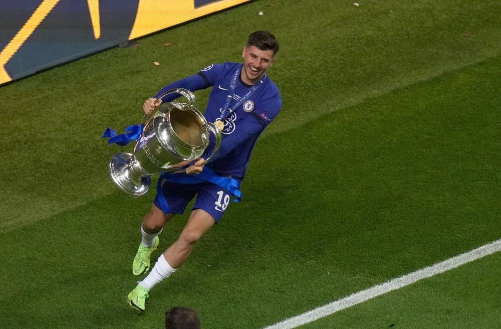 Mason Mount là 1 trong những cầu thủ chơi ấn tượng nhất của Chelsea ở mùa giải này Mason Mount là 1 trong những cầu thủ chơi ấn tượng nhất của Chelsea ở mùa giải này