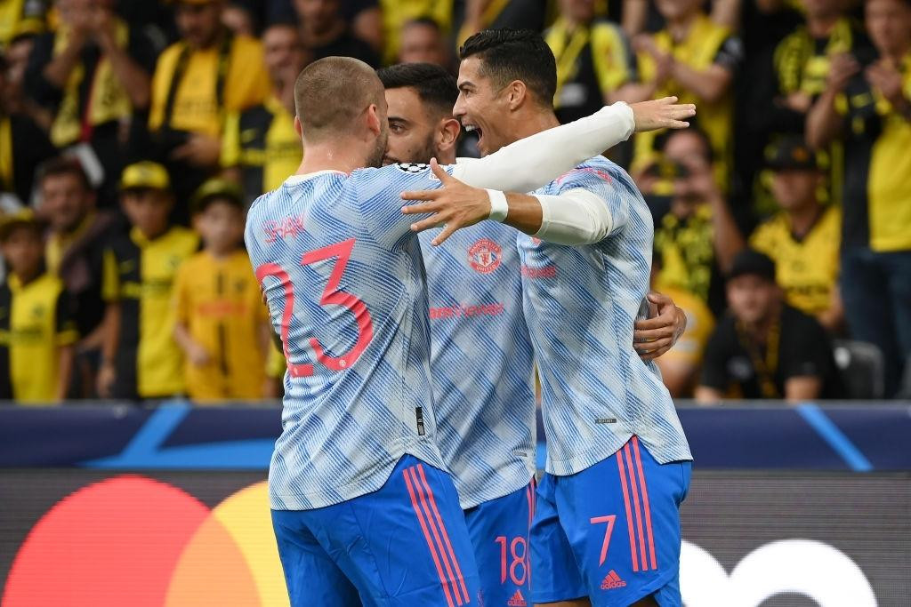 Young Boys vs MU 2-1: Wan-Bissaka nhận thẻ đỏ, MU thua sốc ảnh 12