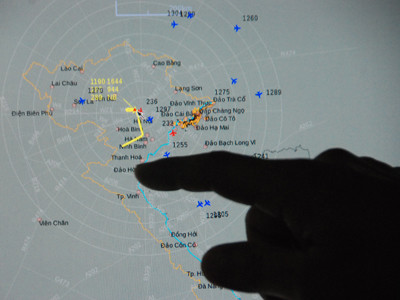 Tổ quốc trong tầm tay