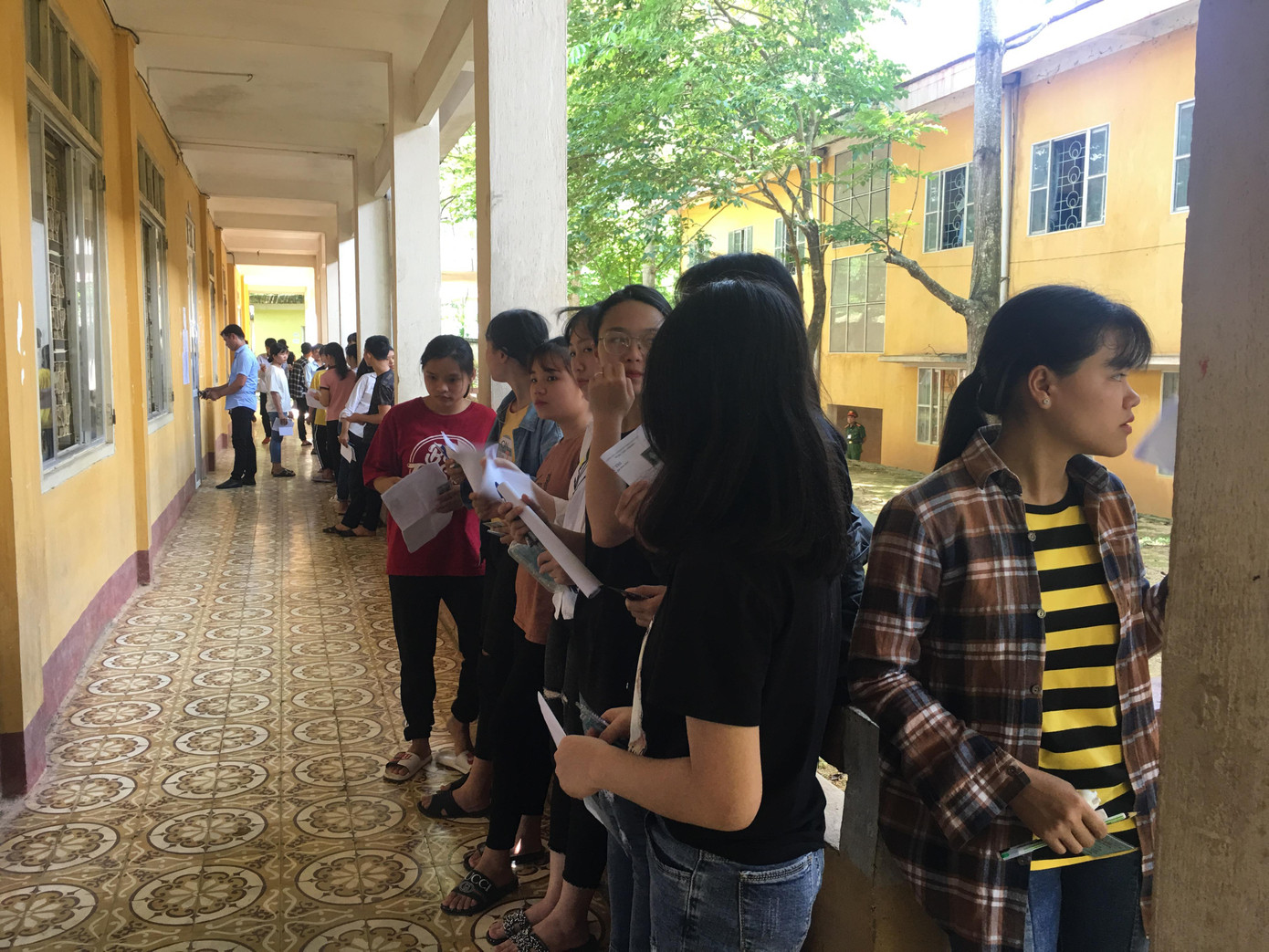 Bộ GD&ĐT họp báo nóng thi THPT 2019: Chưa thấy gian lận có tổ chức ảnh 40