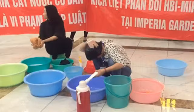 Chung cư cao cấp như thời... bao cấp ảnh 1