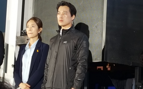 Vệ sĩ của tân Tổng thống Hàn Quốc 'gây sốt' vì điển trai ảnh 9