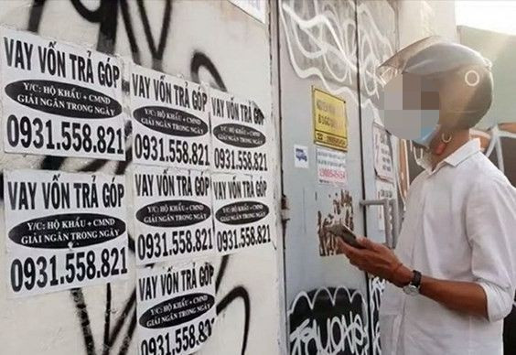 Nạn quảng cáo dạo diễn ra tràn lan (Ảnh minh họa). Nạn quảng cáo dạo diễn ra tràn lan (Ảnh minh họa).