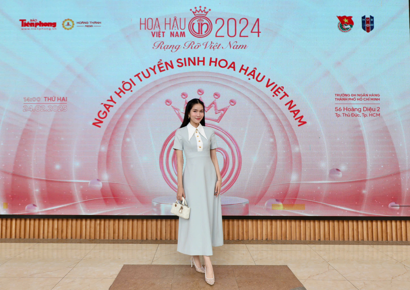 Á hậu Phương Anh tại ngày hội tuyển sinh Hoa hậu Việt Nam 2024 tại trường Đại học Ngân hàng TPHCM. Ảnh: Phạm Nguyễn.