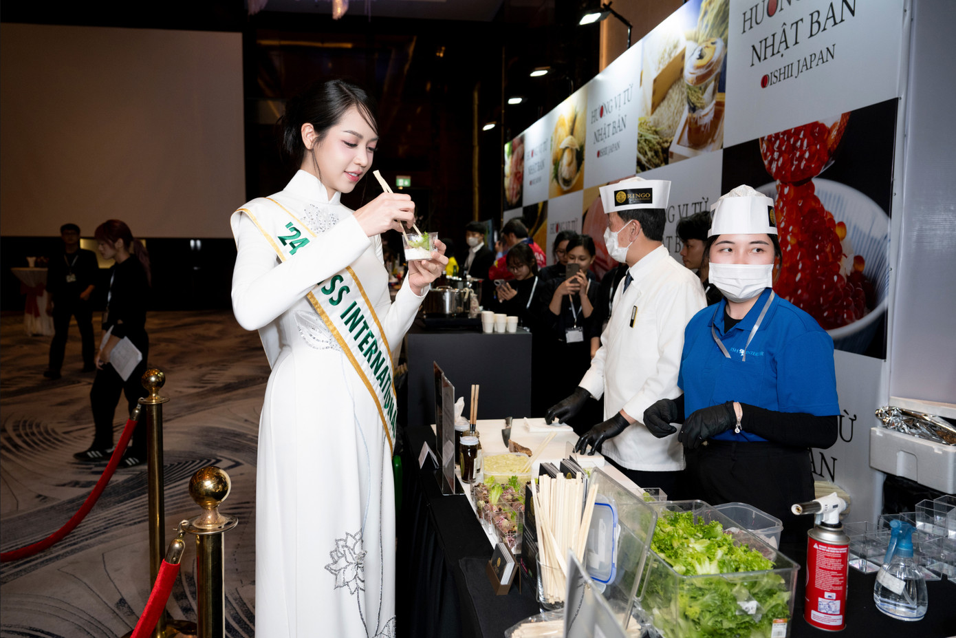 Tại buổi lễ, Thanh Thủy chia sẻ với cương vị Hoa hậu Việt Nam 2022 và là Hoa hậu Quốc tế 2024, cô có nhiều kỷ niệm tại Nhật Bản khi tham gia cuộc thi Miss International.