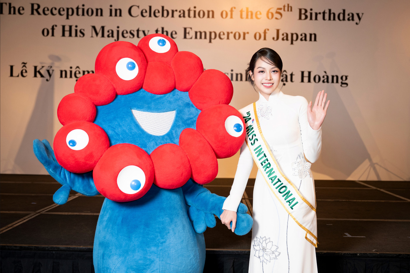 Trước buổi lễ, Hoa hậu Thanh Thủy có dịp giao lưu, gặp gỡ và chia sẻ những giá trị văn hóa, tình hữu nghị giữa Việt Nam và Nhật Bản với quan chức cấp cao Nhật Bản, đại diện ngoại giao các nước và các khách mời đặc biệt.