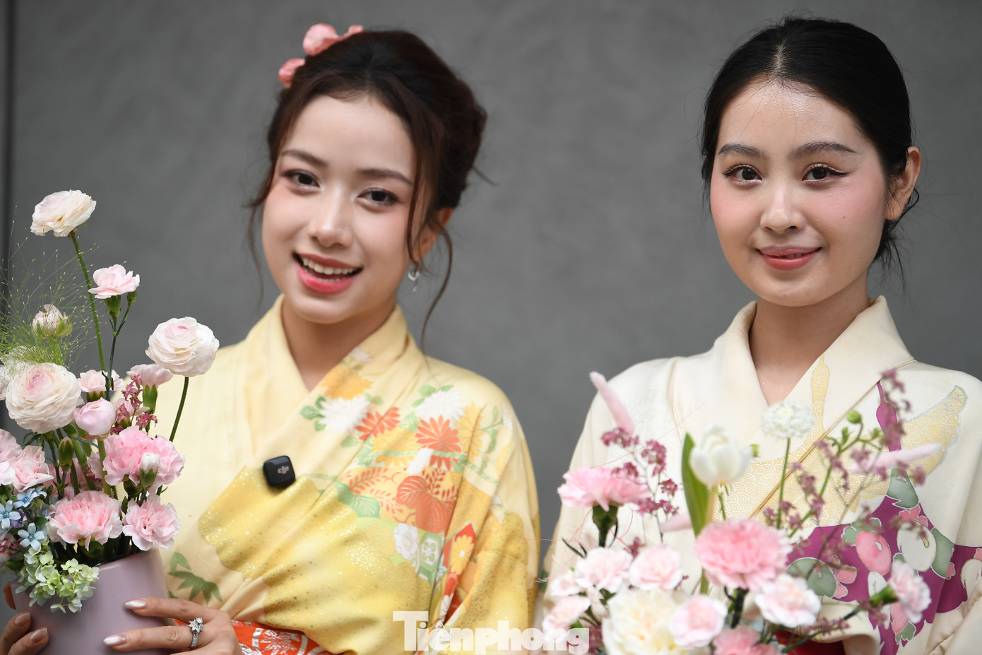 Người đẹp Ngọc Mai, Giáng My khoe thành phẩm sau ngày trải nghiệm nghệ thuật ikebana.