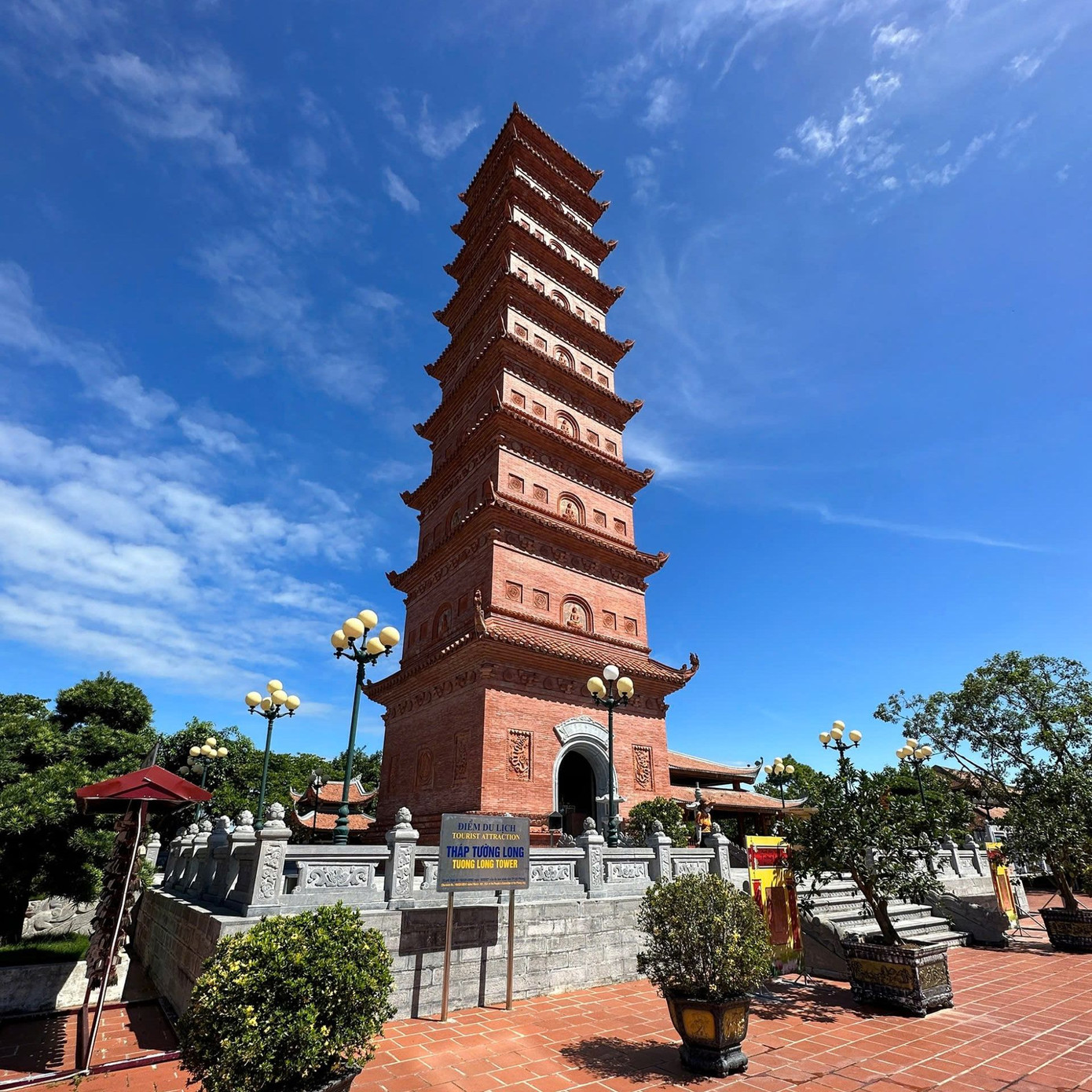 Cụm di tích nổi bật ở quận Đồ Sơn. Ảnh: Xuân Tùng Cụm di tích nổi bật ở quận Đồ Sơn. Ảnh: Xuân Tùng