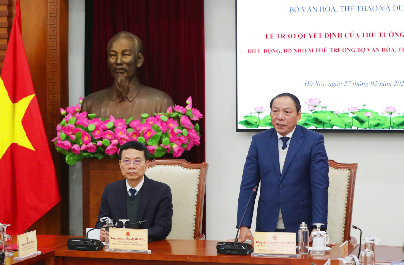 Bộ trưởng Bộ Văn hóa, Thể thao và Du lịch Nguyễn Văn Hùng phát biểu tại Lễ trao Quyết định. Ảnh: Trần Huấn. Bộ trưởng Bộ Văn hóa, Thể thao và Du lịch Nguyễn Văn Hùng phát biểu tại Lễ trao Quyết định. Ảnh: Trần Huấn.