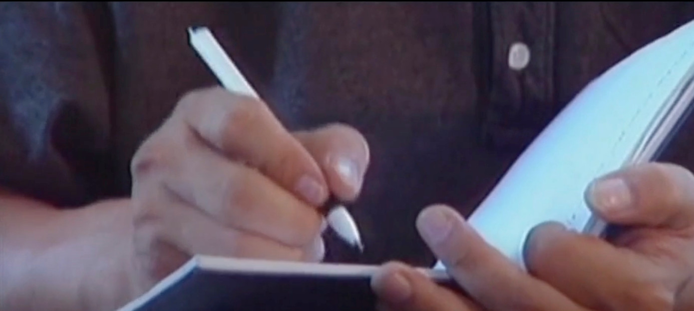 Đèn vàng của đạo diễn Mai Hồng Phong xoay quanh những vấn đề bức thiết của đời sống nhìn từ góc độ của những người làm báo.