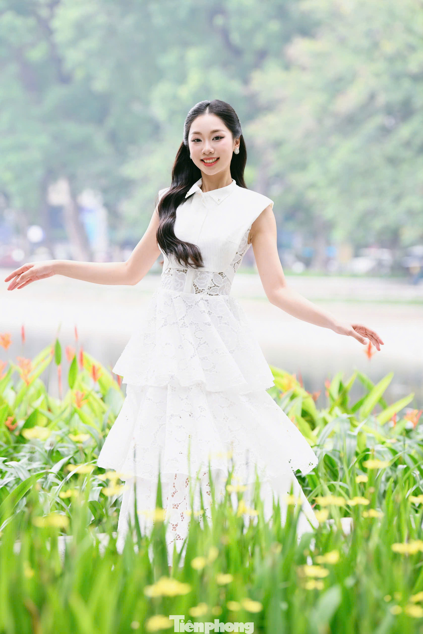 Nhờ có kinh nghiệm trên sàn diễn, Thùy Dương có thời gian trau dồi thêm các kỹ năng khác trong hành trình Hoa hậu Việt Nam 2024. Lần đầu Thùy Dương tham gia cuộc thi nhan sắc là khi còn học cấp 3. Cô đại diện cho lớp tham gia cuộc thi sắc đẹp cấp trường.