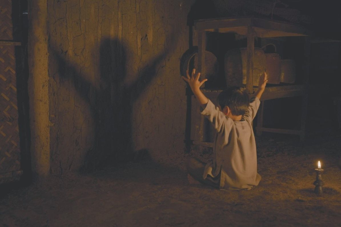 Đèn âm hồn lấy cảm hứng từ Chuyện người con gái Nam Xương là tác phẩm đầu tay của đạo diễn Hoàng Nam.