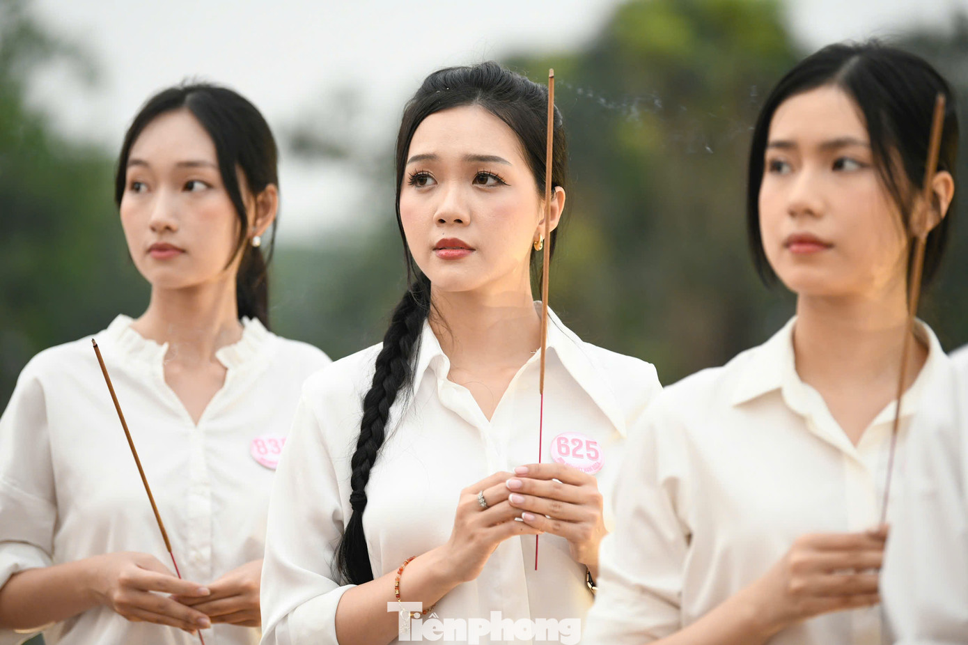 Dịp này, hướng đến chào mừng kỷ niệm 50 năm Ngày Giải phóng miền Nam, thống nhất đất nước (30/4/1975-30/4/2025), BTC Giải Vô địch Quốc gia Marathon và cự ly dài báo Tiền Phong lần thứ 66 - năm 2025 long trọng tổ chức Lễ dâng hương, dâng hoa tưởng niệm, tri ân các Anh hùng liệt sĩ đã anh dũng hy sinh trong chiến dịch giải phóng Quảng Trị, bảo vệ Thành cổ. Hoạt động được tổ chức vào tối 28/3.