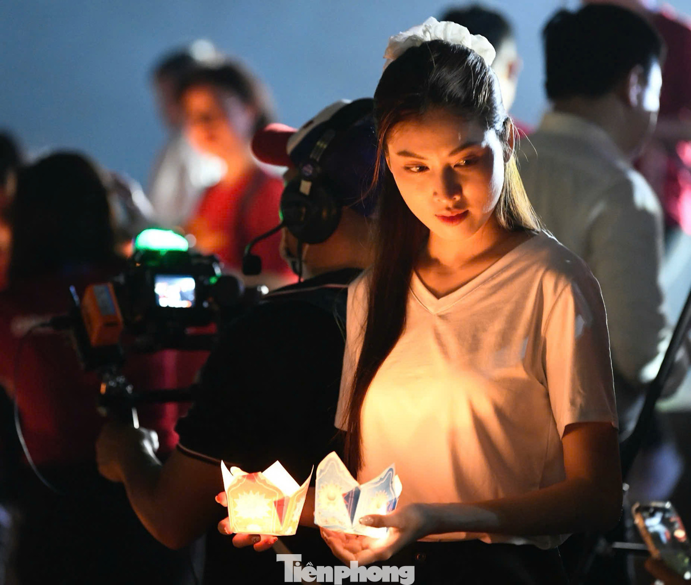 Á hậu Ngọc Thảo đồng hành với chuỗi hoạt động bên lề của giải Tiền Phong Marathon.