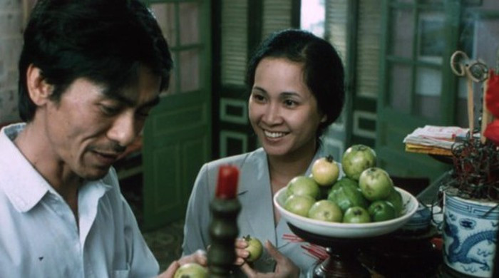 Tạo hình của NSND Lan Hương trong phim Mùa ổi.