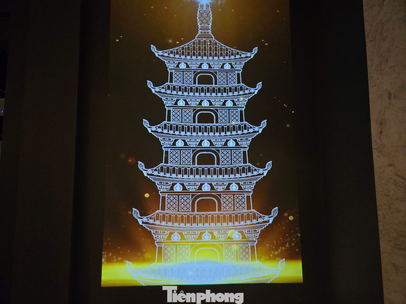 Trong khoảng thời gian ấy, Phật giáo Việt Nam đã để lại nhiều di sản văn hóa đặc sắc bao gồm hệ thống kiến trúc chùa tháp, các tác phẩm điêu khắc, tượng thờ, đồ gốm, văn học, âm nhạc và nhiều nghi lễ Phật giáo...