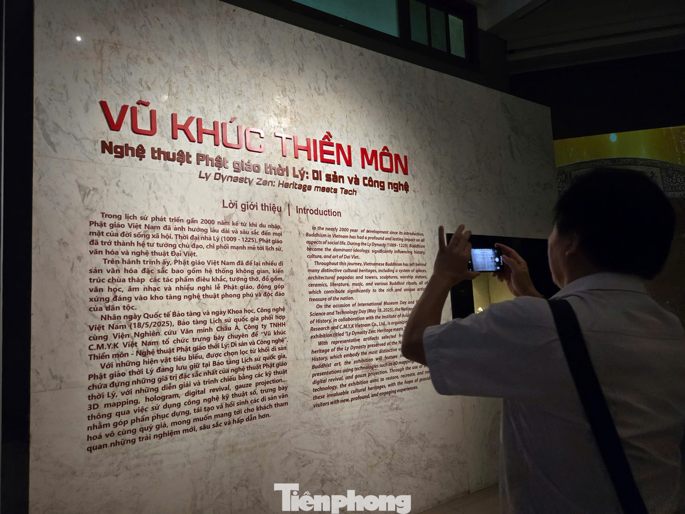 Trong lịch sử gần 2000 năm phát triển từ khi du nhập, Phật giáo Việt Nam có ảnh hưởng lâu dài và sâu sắc đến mọi mặt của đời sống xã hội. Vào thời đại nhà Lý (1009-1225), Đại Việt là quốc gia phát triển và thịnh trị trong khu vực, Phật giáo trở thành hệ tư tưởng chính thống, chi phối mạnh mẽ tới lịch sử, văn hóa và nghệ thuật.