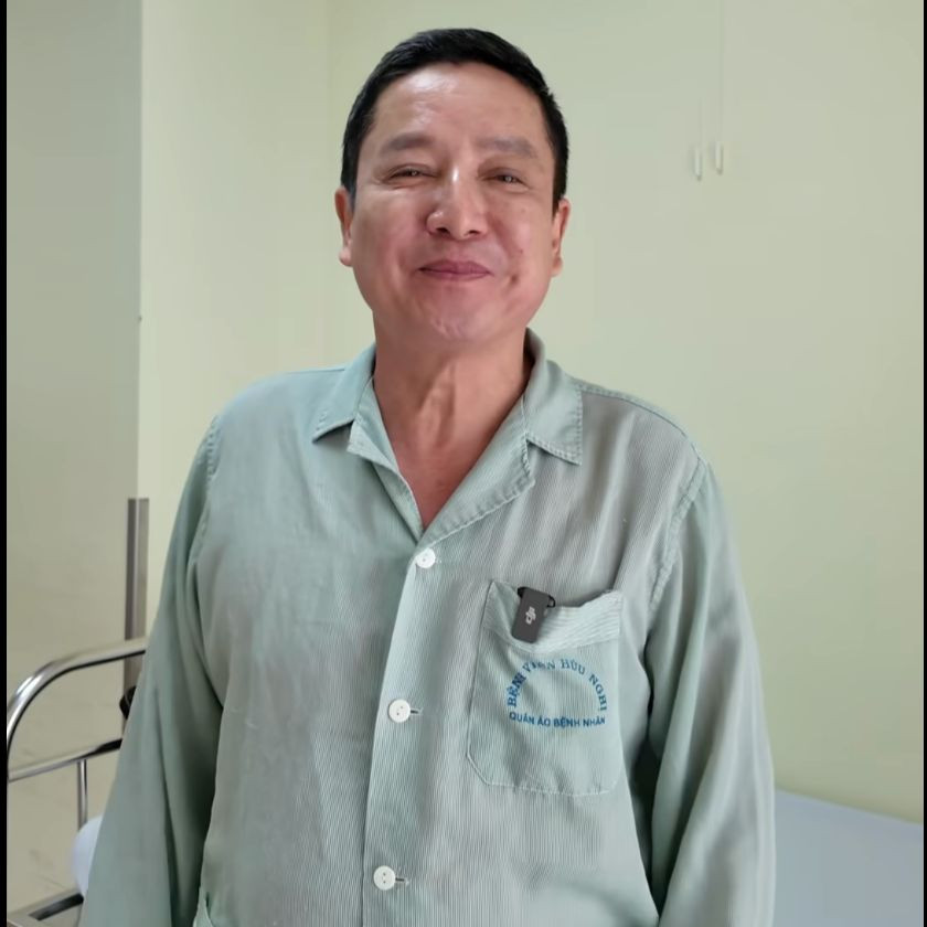 NSƯT Chí Trung chia sẻ hình ảnh trong viện vào ngày 1/4.