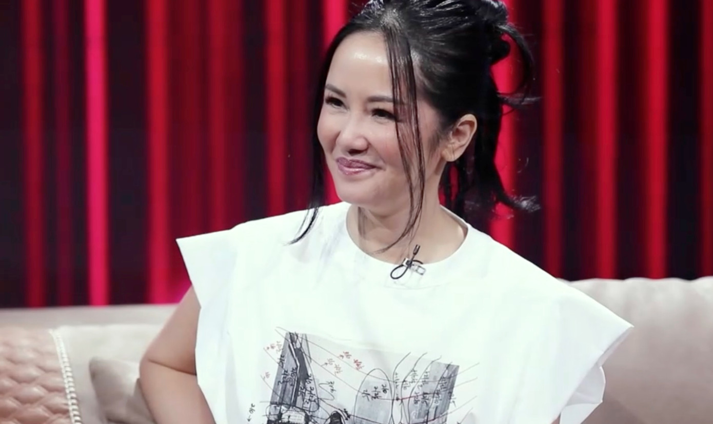 3.000 tin nhắn của khán giả là nguồn động lực lớn đối với Hồng Nhung. 3.000 tin nhắn của khán giả là nguồn động lực lớn đối với Hồng Nhung.