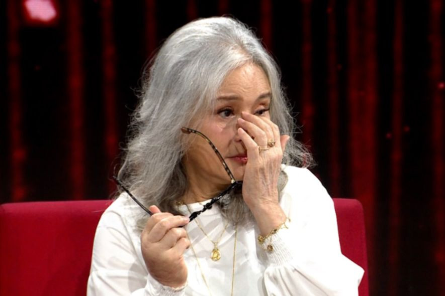 NSND Hoàng Cúc, diễn viên Tú Oanh xúc động khi nhắc đến những con người góp phần làm nên thành công của Tướng về hưu, giờ đã không còn. NSND Hoàng Cúc, diễn viên Tú Oanh xúc động khi nhắc đến những con người góp phần làm nên thành công của Tướng về hưu, giờ đã không còn.