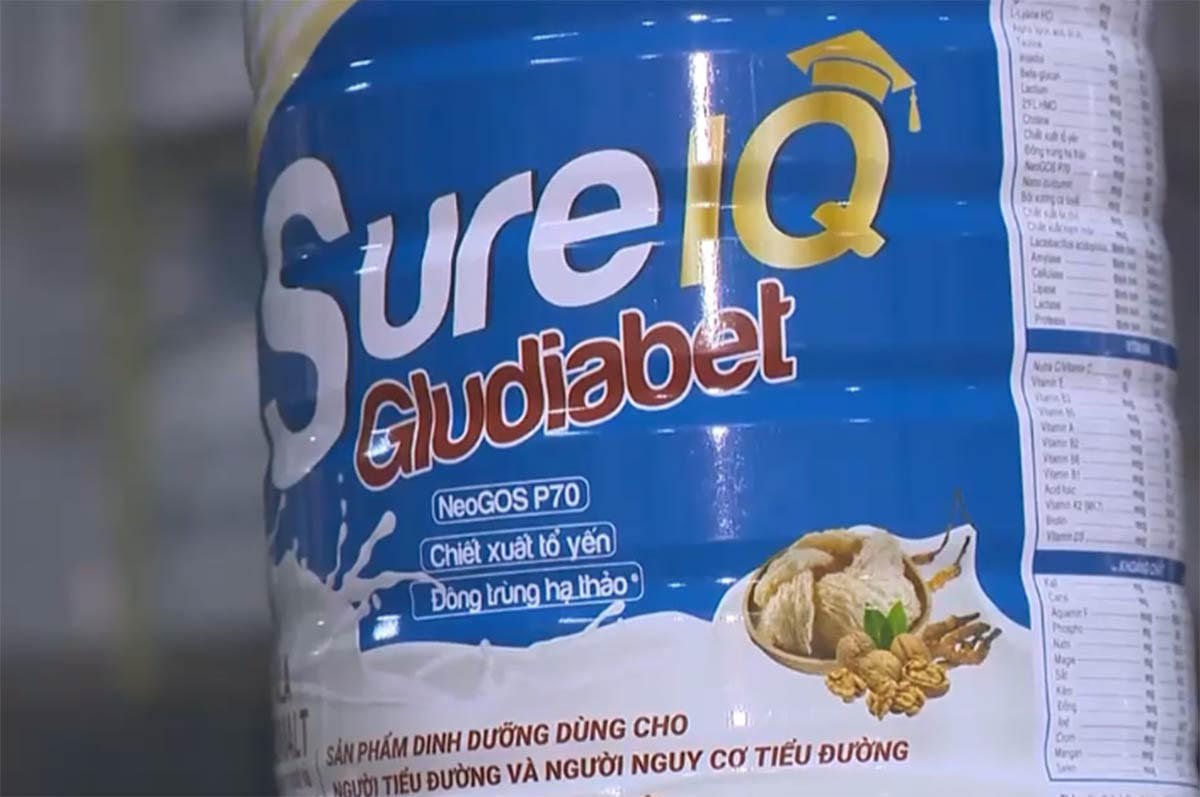 Sure IQ là một trong 600 loại sữa giả được tung ra thị trường. Sure IQ là một trong 600 loại sữa giả được tung ra thị trường.