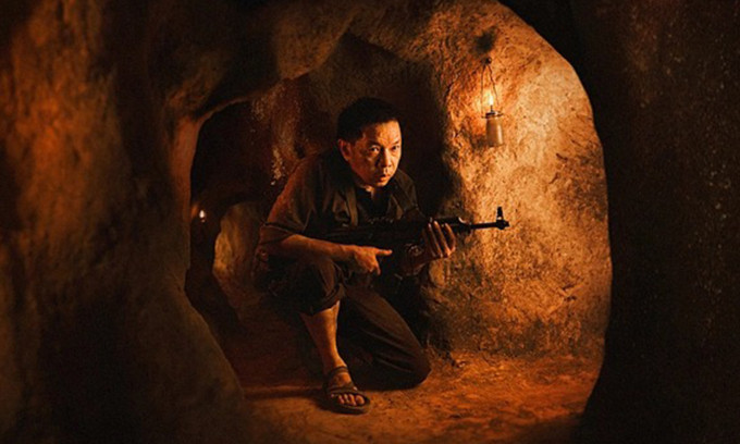 Địa đạo: Mặt trời trong bóng tối có doanh thu khả quan ngay những ngày đầu khởi chiếu. Địa đạo: Mặt trời trong bóng tối có doanh thu khả quan ngay những ngày đầu khởi chiếu.