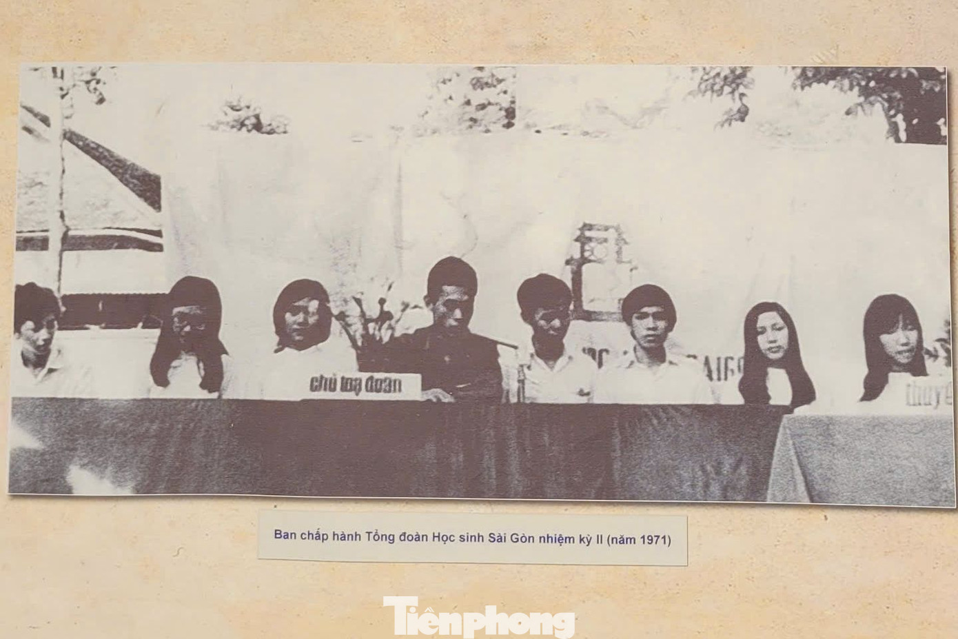 Hình ảnh người phụ nữ trong tà áo dài duyên dáng, phong thái dịu dàng nhưng với ý chí sắt đá, lý lẽ sắc bén đã nhận được sự ủng hộ của thế giới dành cho phong trào đấu tranh cách mạng của nhân dân Việt Nam.