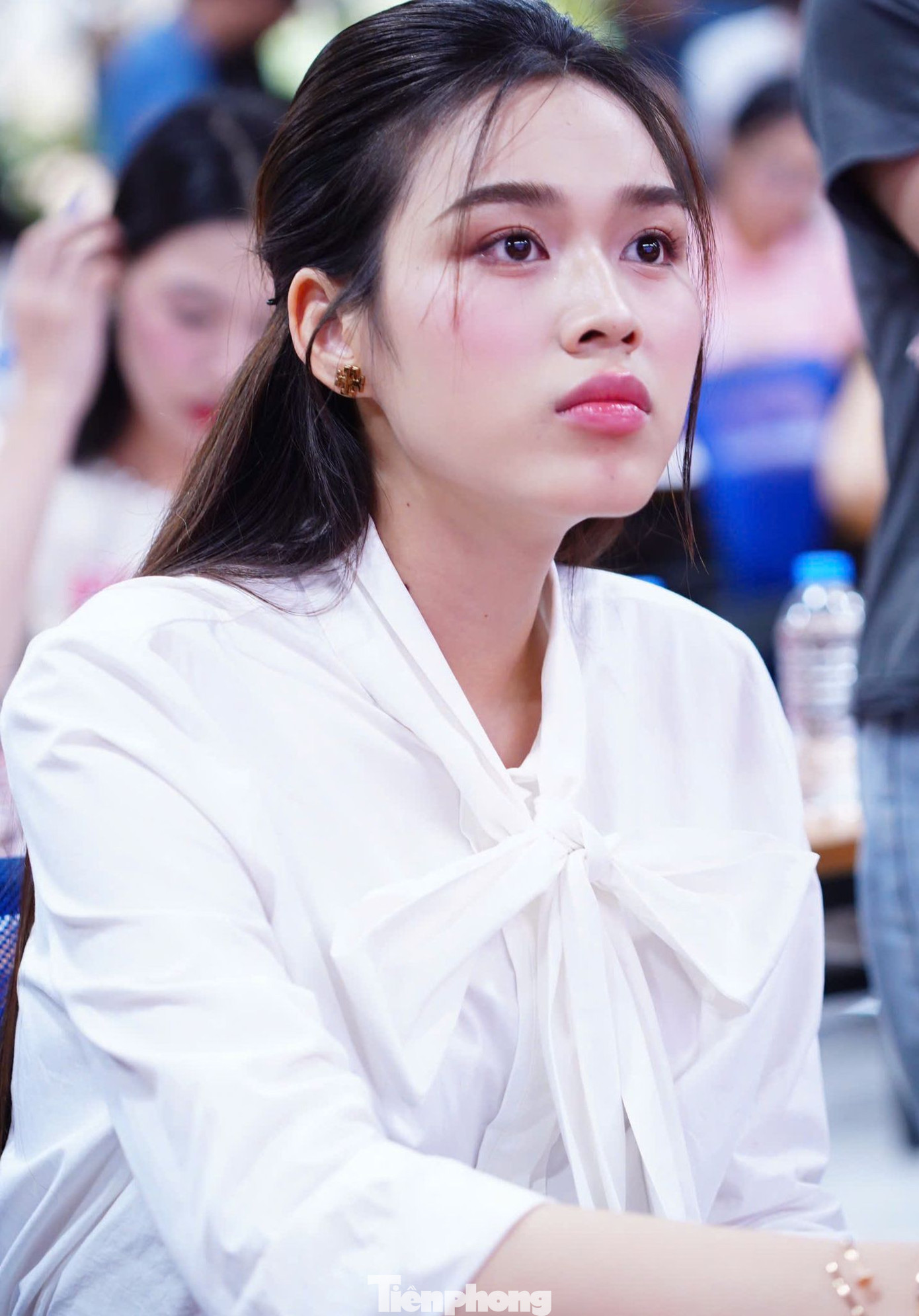 Hoa hậu Đỗ Thị Hà cũng tham dự và đưa ra lời khuyên cho các thí sinh Hoa hậu Việt Nam 2024 trong buổi học hùng biện, tranh biện chiều 9/4.