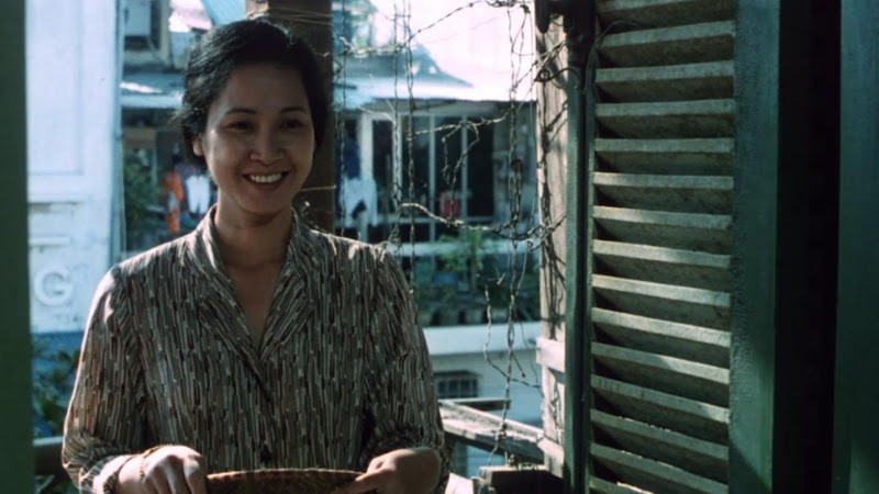 Tạo hình của NSND Lan Hương trong phim Mùa ổi.