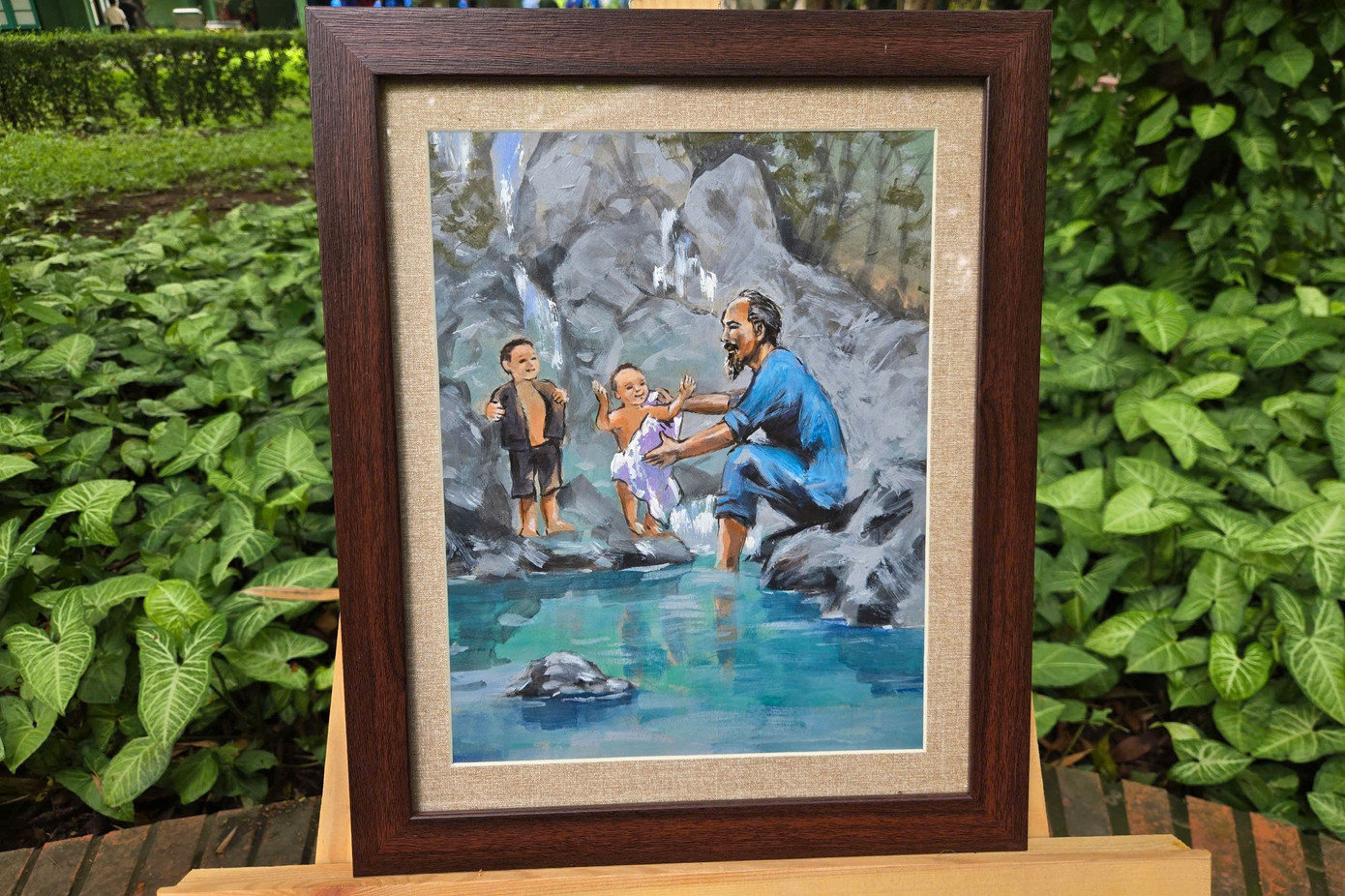 Những khoảnh khắc đời thường của Bác Hồ được miêu tả rõ nét trong bộ tiểu thuyết Nước non vạn dặm. Những khoảnh khắc đời thường của Bác Hồ được miêu tả rõ nét trong bộ tiểu thuyết Nước non vạn dặm.