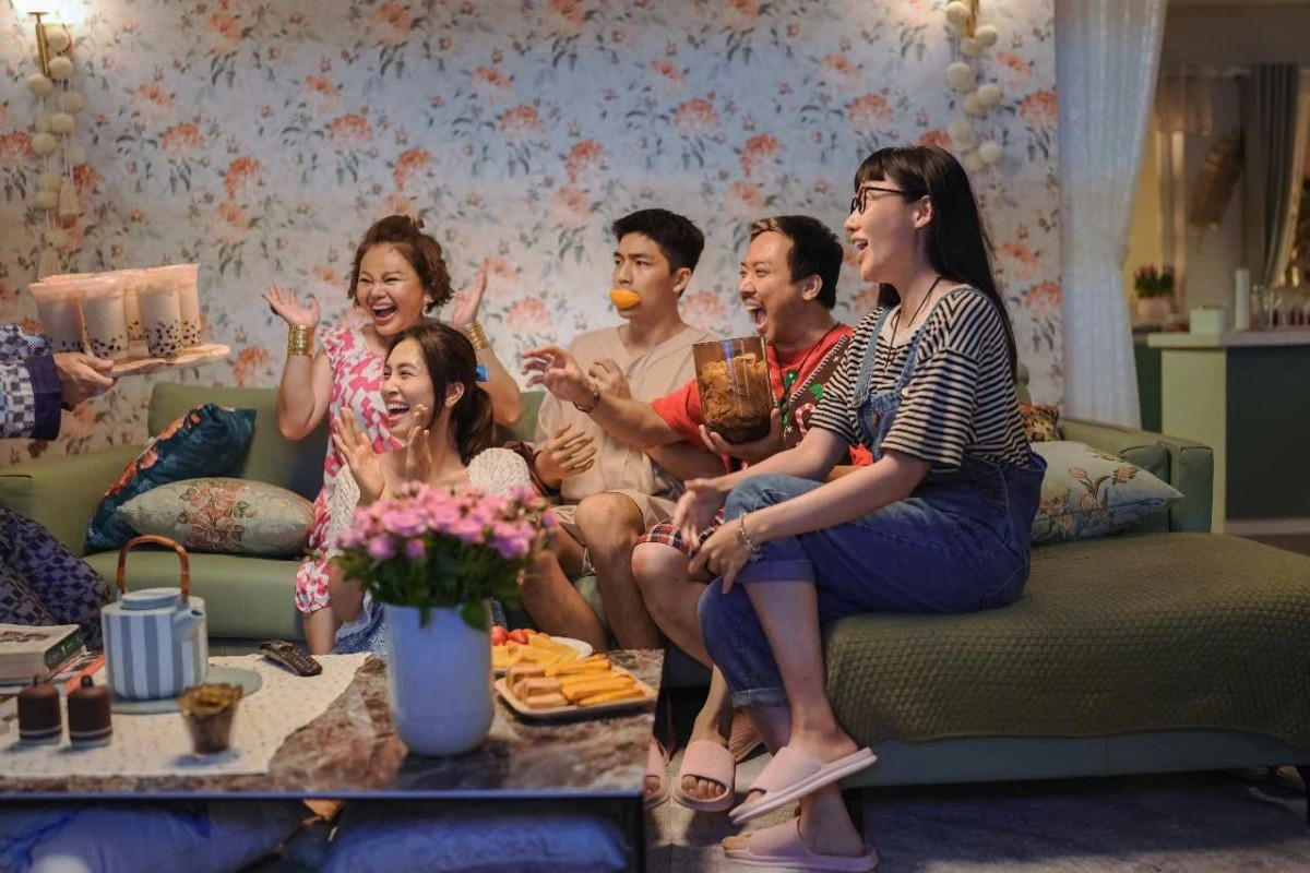 Bộ tứ báo thủ mất điểm khi phô bày những thứ rườm rà, ồn ào... Bộ tứ báo thủ mất điểm khi phô bày những thứ rườm rà, ồn ào...