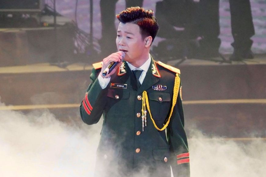 NSND Dương Minh Đức, NSƯT Vũ Thắng Lợi tham gia đêm nhạc Bài ca thống nhất.