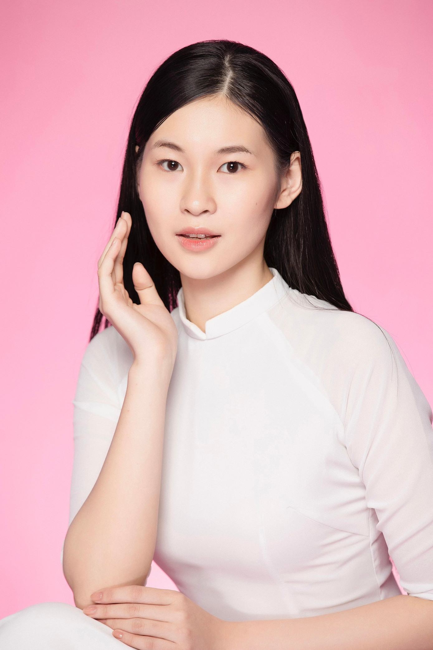 Phần thi mặt mộc là nguyên tắc bắt buộc của cuộc thi Hoa hậu Việt Nam.