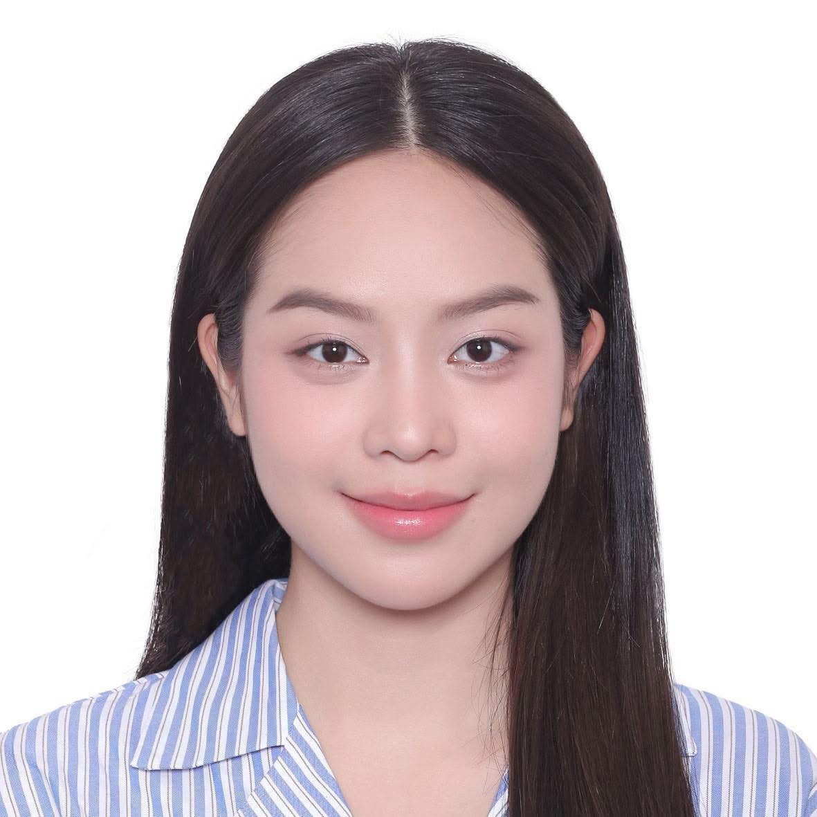 Ảnh thẻ Hoa hậu Thanh Thủy nhận về hàng chục nghìn lượt thích, hàng nghìn bình luận trên mạng xã hội. Ảnh thẻ Hoa hậu Thanh Thủy nhận về hàng chục nghìn lượt thích, hàng nghìn bình luận trên mạng xã hội.