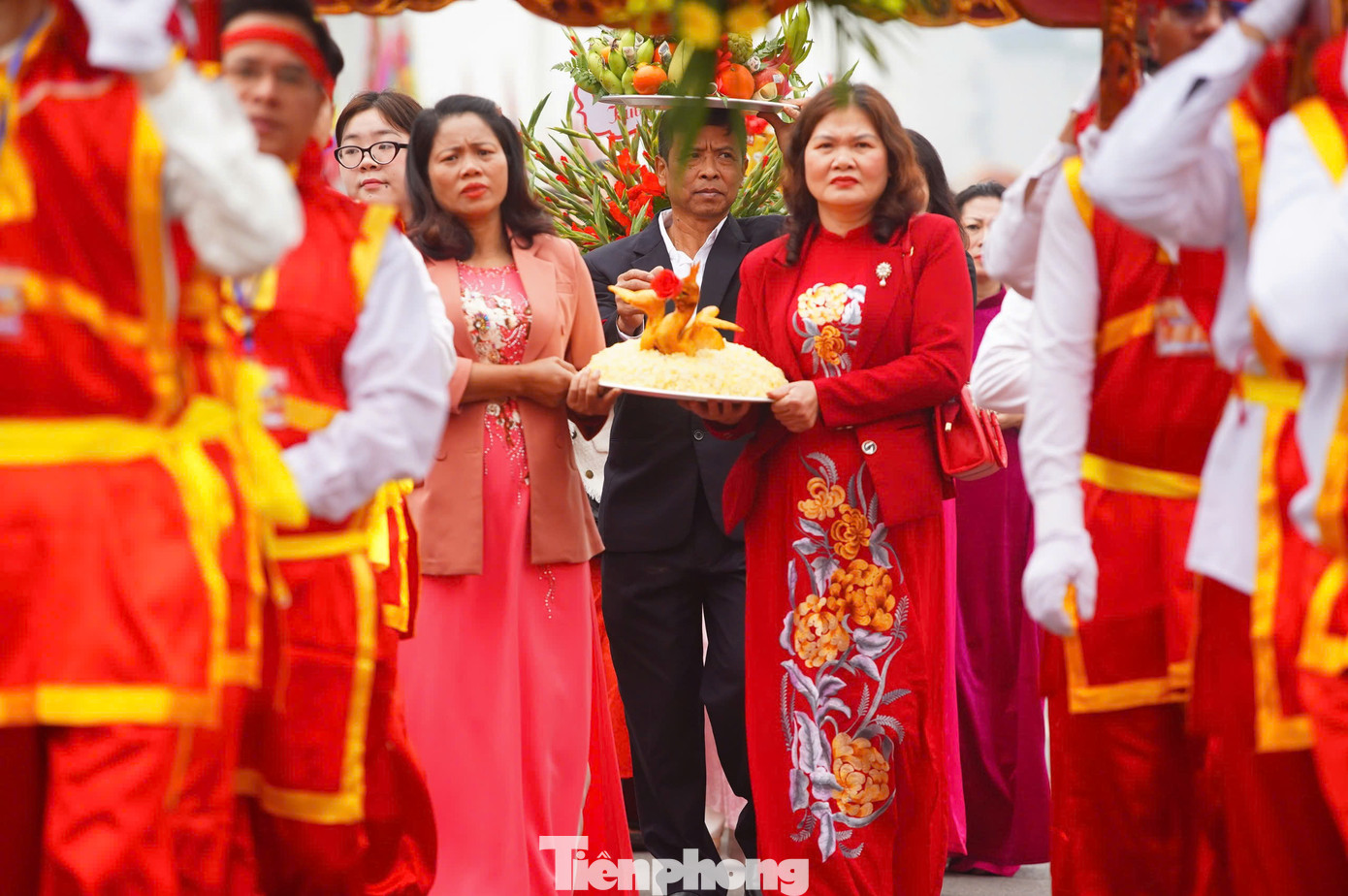 Lễ hội được tổ chức với quy mô lớn, bao gồm nhiều nghi lễ và hoạt động văn hóa đặc sắc, kéo dài từ ngày 7-11/2 âm lịch (ngày 6-10/3/2025).