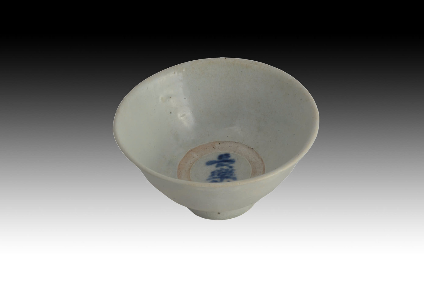 Sưu tập gốm Trường Lạc thời Lê sơ được công nhận bảo vật quốc gia gồm 36 hiện vật.