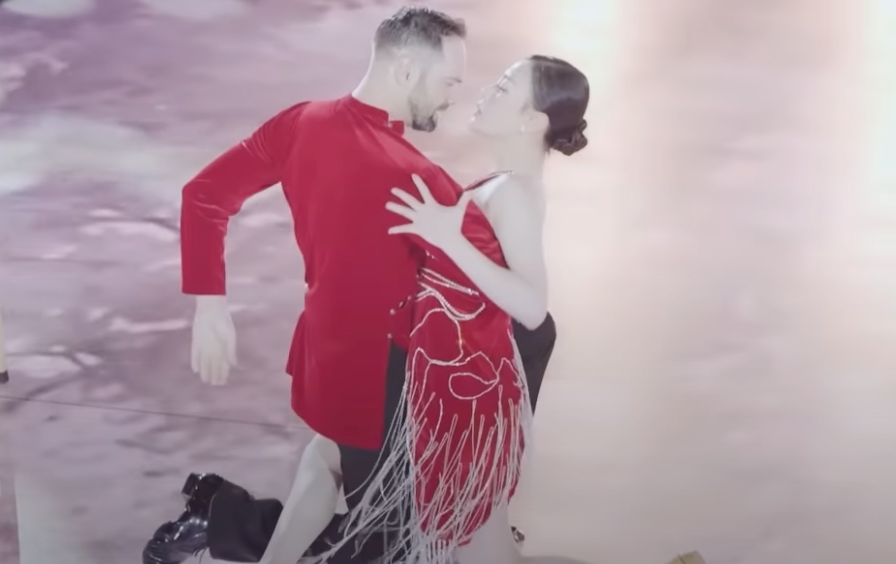 Phương Oanh nhận điểm 10 đầu tiên trong chương trình.