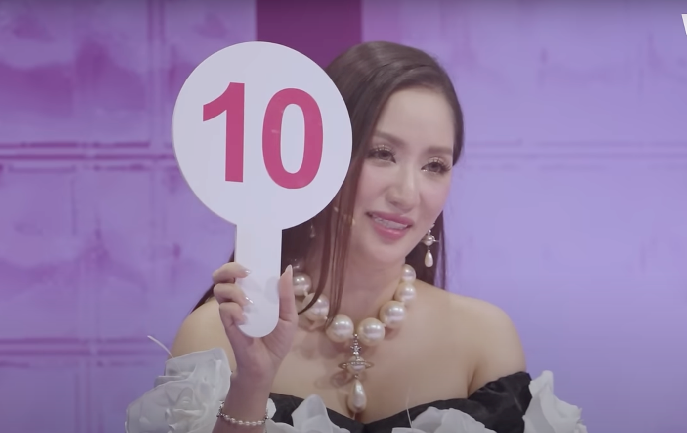 Tiết mục nhận điểm 10 từ giám khảo Khánh Thi.