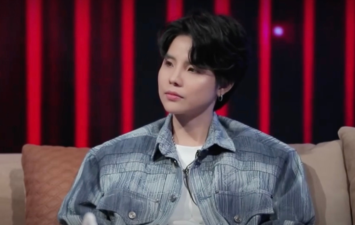 Vũ Cát Tường tiết lộ bị di truyền căn bệnh viêm gan siêu vi B từ ba. Vũ Cát Tường tiết lộ bị di truyền căn bệnh viêm gan siêu vi B từ ba.